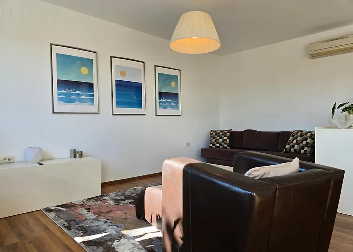 Scala 8 Опатия